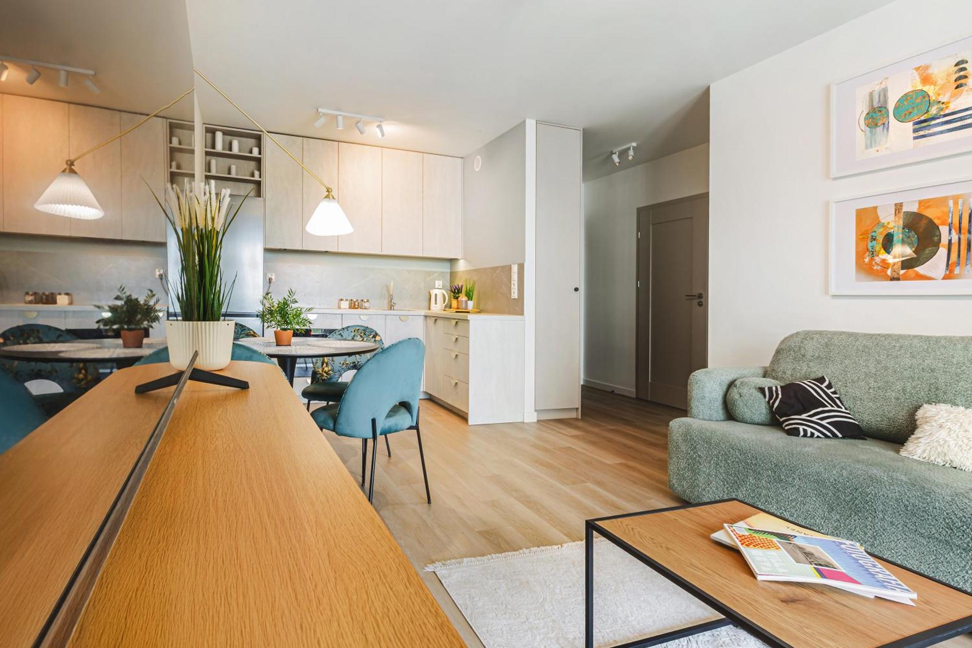 Komfortowy Z Balkonem I Parkingiem Апартаменти