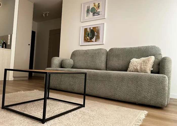 Komfortowy apartament z balkonem i parkingiem