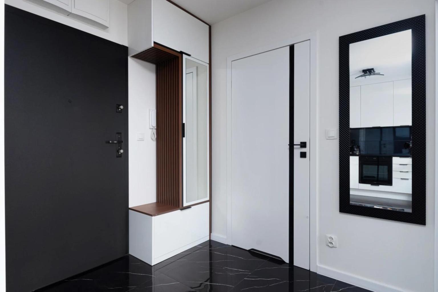 Komfortowy Z Balkonem I Parkingiem Apartment