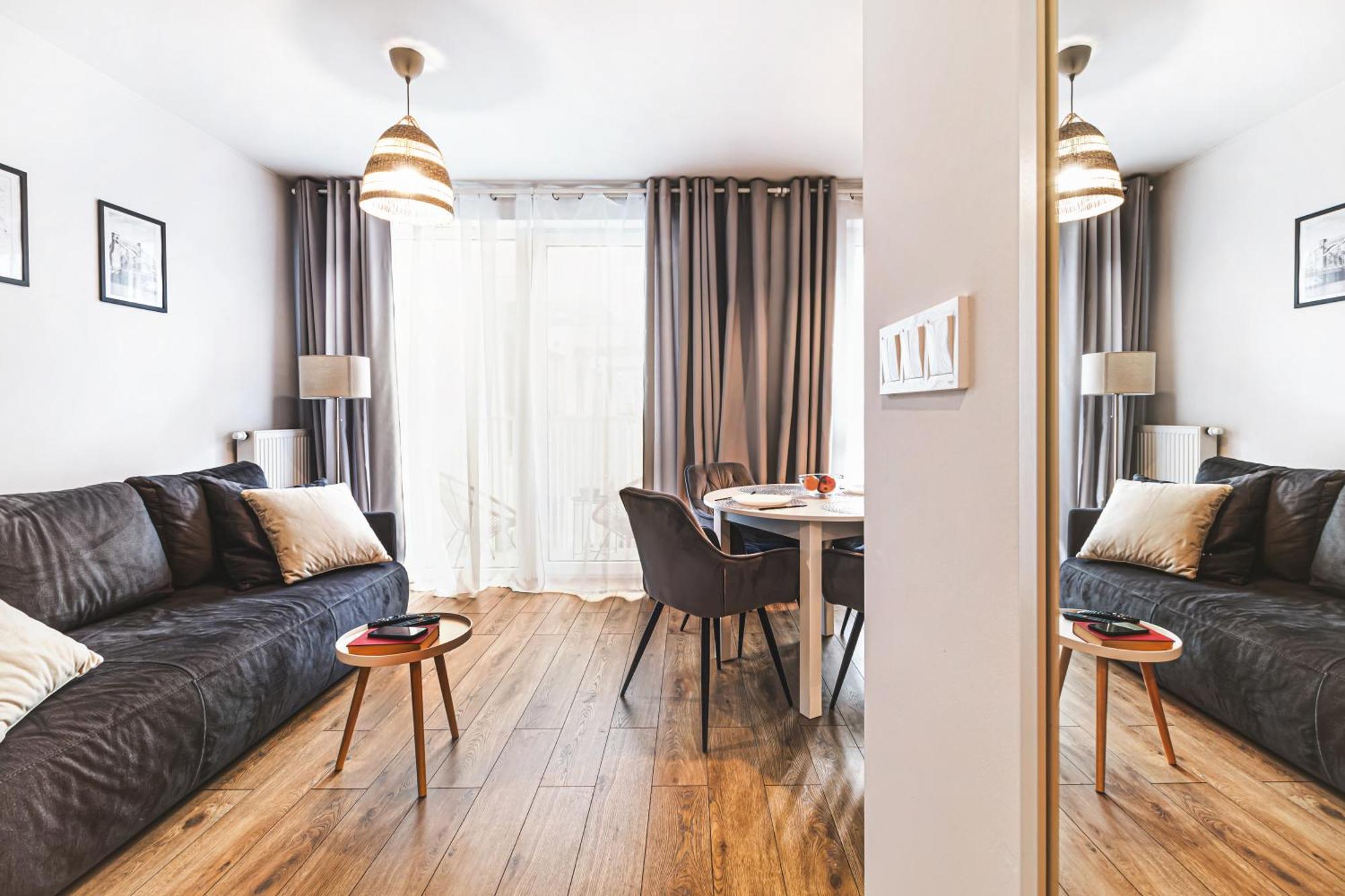 Apartament Komfortowy Z Balkonem I Parkingiem Wrocław