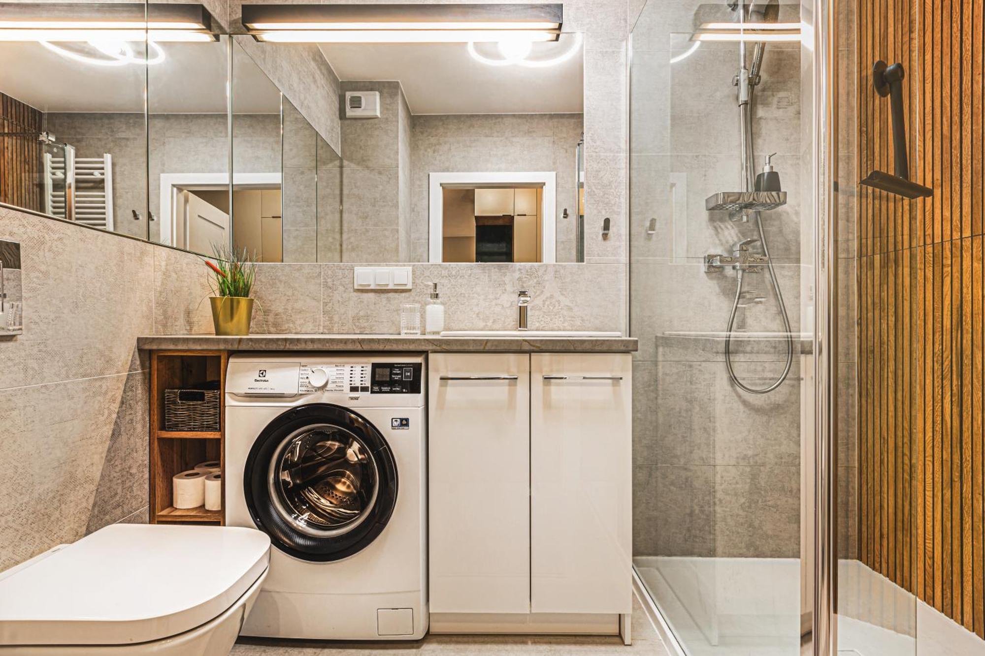 Apartment Komfortowy Z Balkonem I Parkingiem Breslau