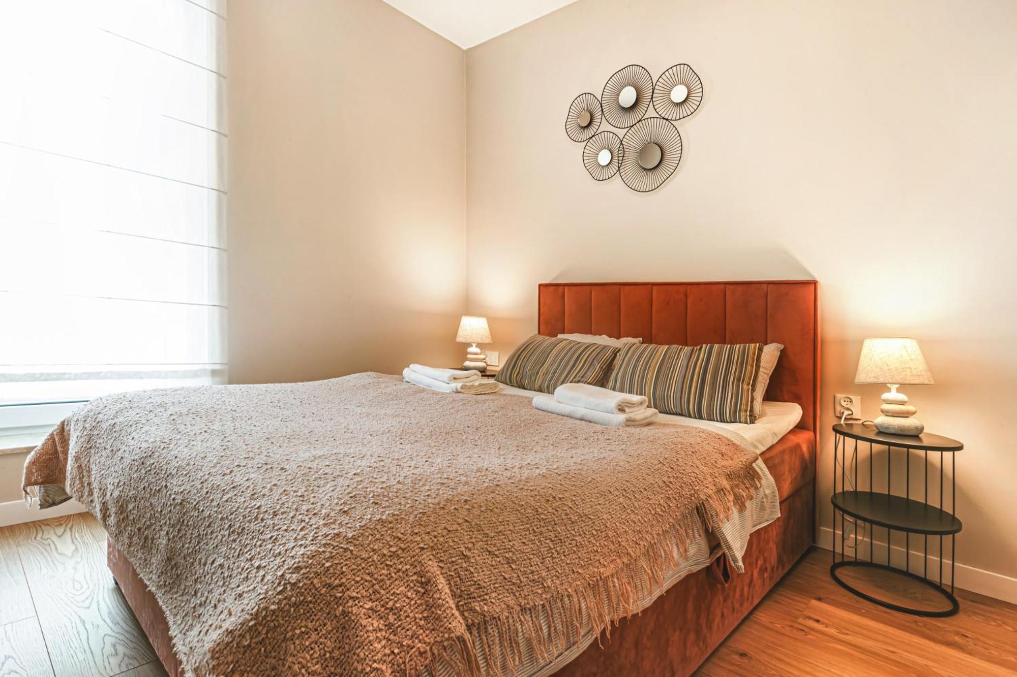 Komfortowy Z Balkonem I Parkingiem Apartment